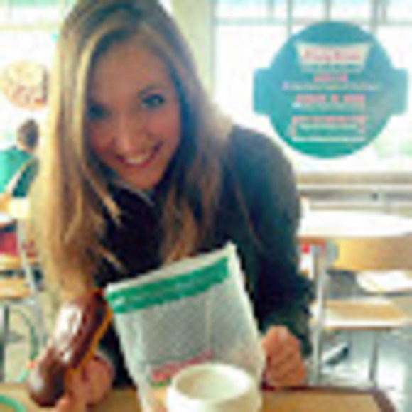 Meet your Posher, Laurel - Picture 1 of 1